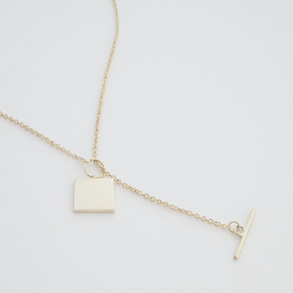 Gwyneth Toggle Charm Necklace - lolaluxeshop