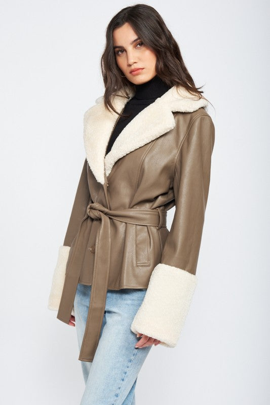 BELTED FAUX SHEARING TRIMMED JACKET - lolaluxeshop