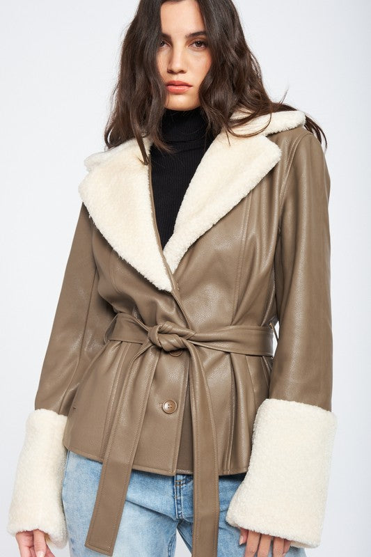 BELTED FAUX SHEARING TRIMMED JACKET - lolaluxeshop