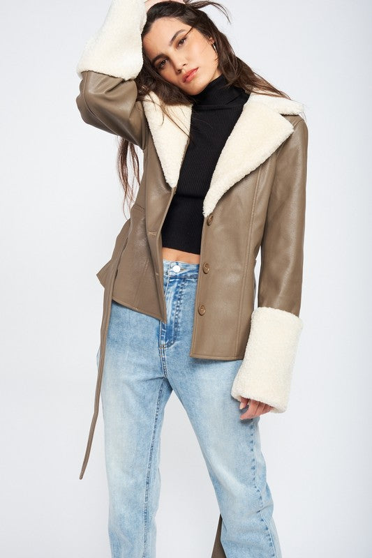 BELTED FAUX SHEARING TRIMMED JACKET - lolaluxeshop