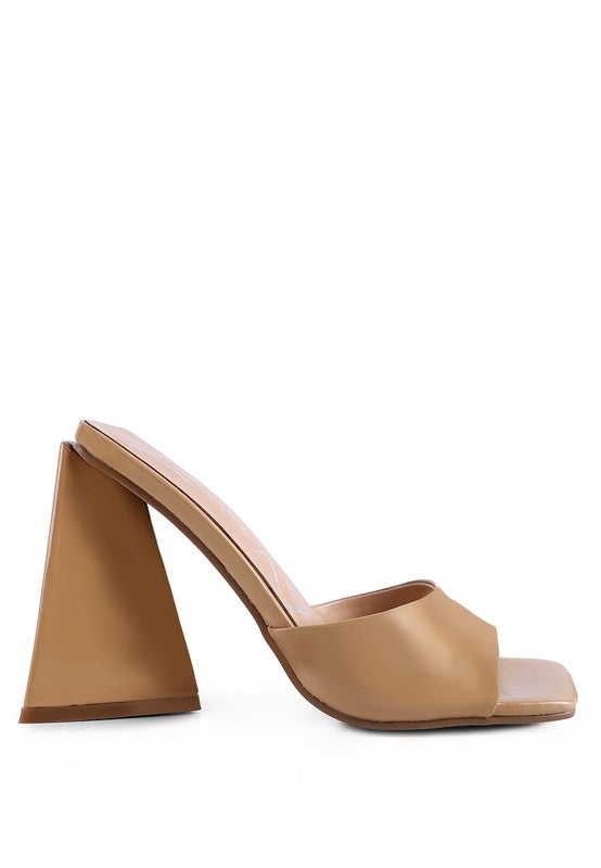 LOVEBUG TRIANGULAR BLOCK HEEL SANDALS - lolaluxeshop