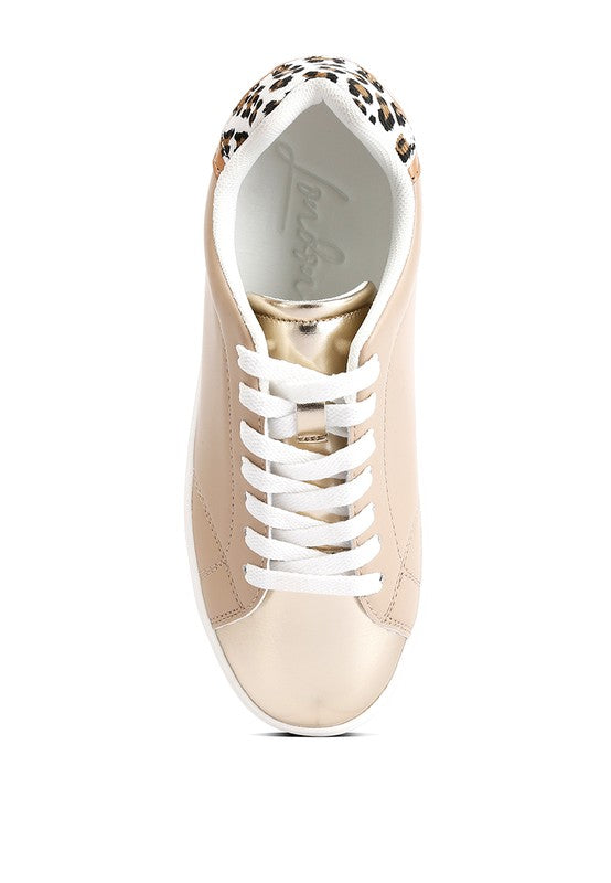 Dory Metallic Accent Sneakers - lolaluxeshop