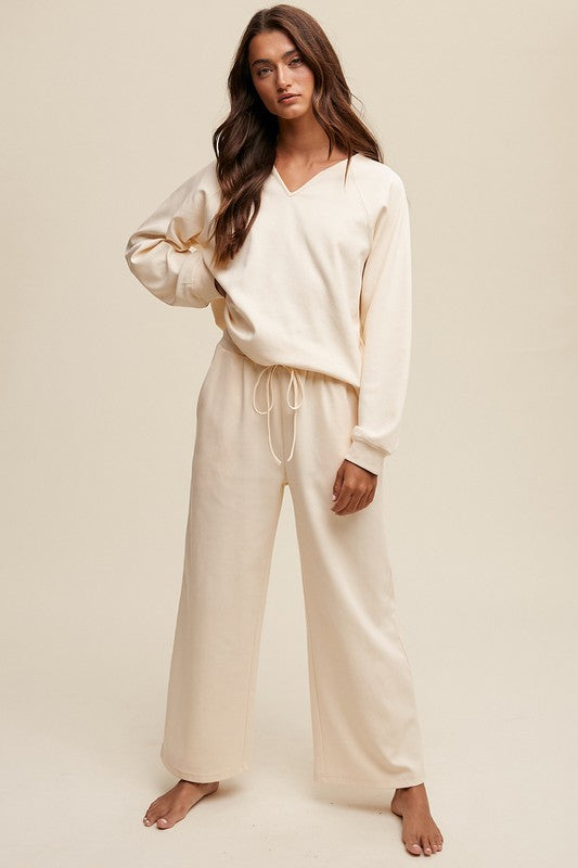 V-neck Sweatshirt and Pants Set - lolaluxeshop