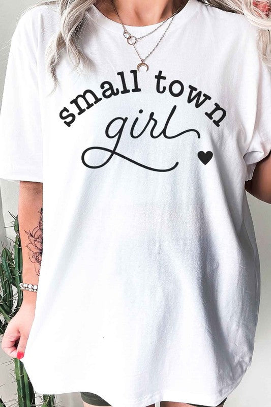 SMALL TOWN GIRL GRAPHIC TEE / T-SHIRT - lolaluxeshop