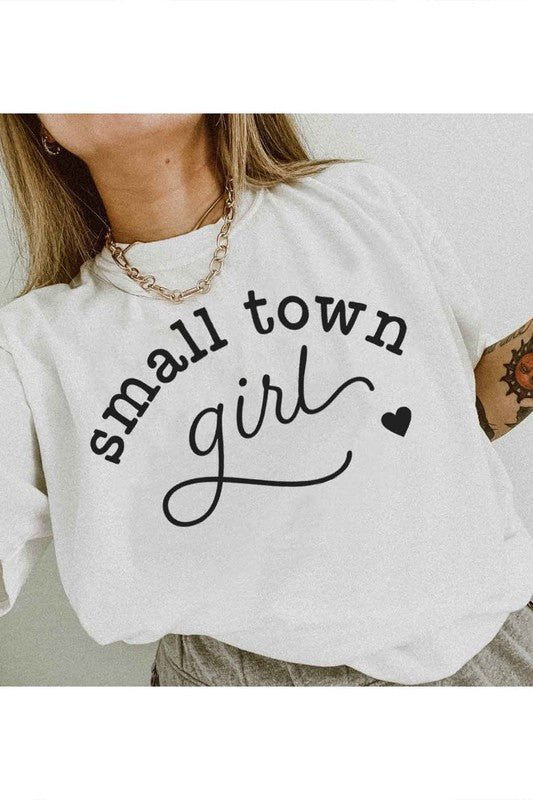 SMALL TOWN GIRL GRAPHIC TEE / T-SHIRT - lolaluxeshop