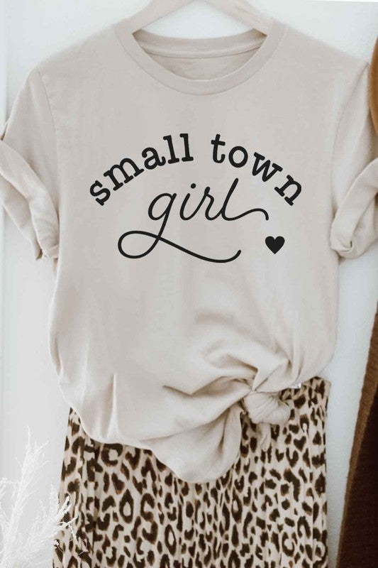 SMALL TOWN GIRL GRAPHIC TEE / T-SHIRT - lolaluxeshop