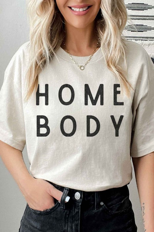 HOME BODY GRAPHIC TEE / T-SHIRT - lolaluxeshop