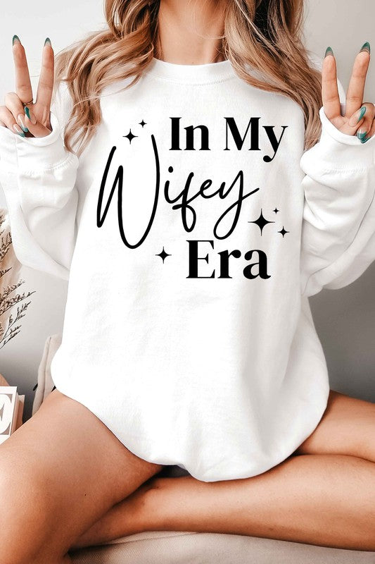 IN MY WIFEY ERA OVERSIZED GRAPHIC SWEATSHIRT - lolaluxeshop