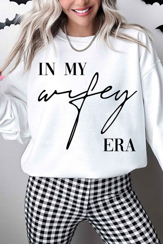 IN MY WIFEY ERA OVERSIZED GRAPHIC SWEATSHIRT - lolaluxeshop