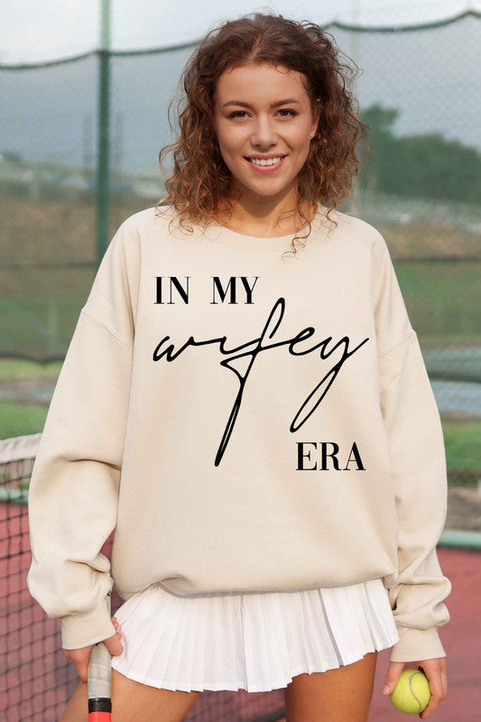 IN MY WIFEY ERA OVERSIZED GRAPHIC SWEATSHIRT - lolaluxeshop