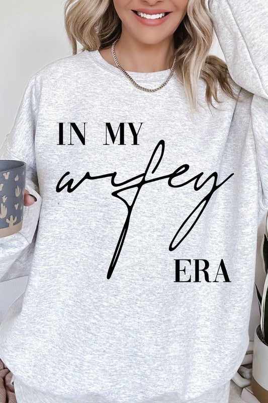 IN MY WIFEY ERA OVERSIZED GRAPHIC SWEATSHIRT - lolaluxeshop