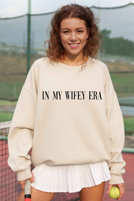 IN MY WIFEY ERA OVERSIZED GRAPHIC SWEATSHIRT - lolaluxeshop