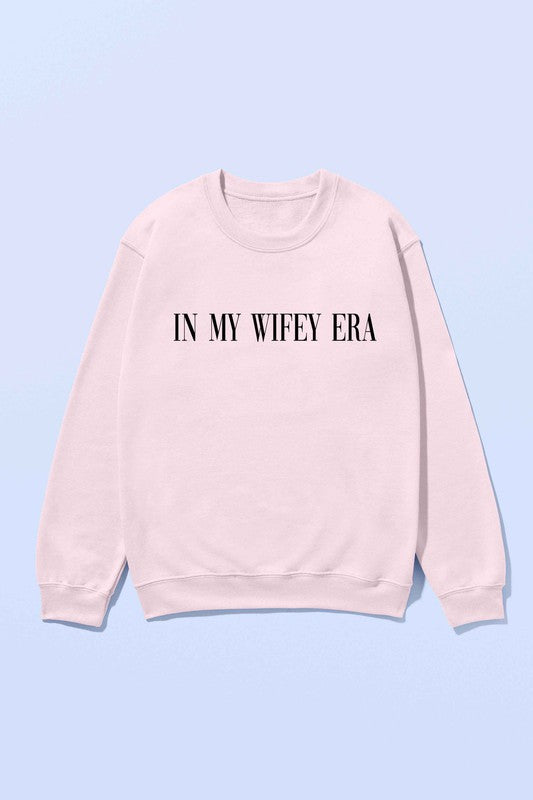 IN MY WIFEY ERA OVERSIZED GRAPHIC SWEATSHIRT - lolaluxeshop