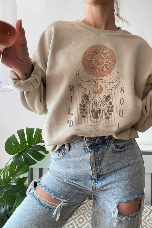 WILD SOUL GRAPHIC SWEATSHIRT - lolaluxeshop