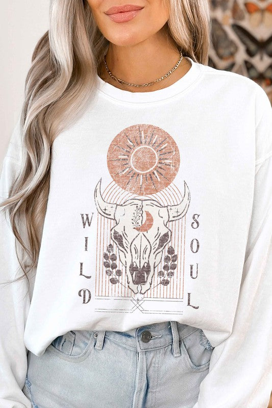 WILD SOUL GRAPHIC SWEATSHIRT - lolaluxeshop