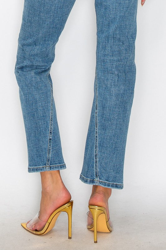 PLUS - TUMMY CONTROL HIGH RISE STRAIGHT JEANS - lolaluxeshop