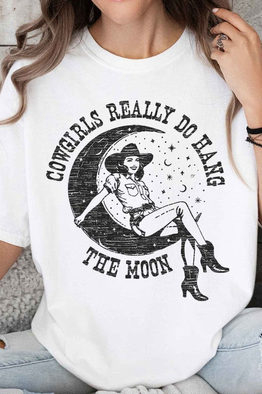 COWGIRLS HAND THE MOON OVERSIZED TEE - lolaluxeshop