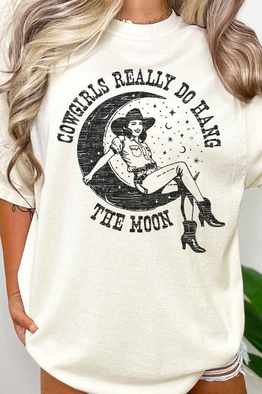 COWGIRLS HAND THE MOON OVERSIZED TEE - lolaluxeshop