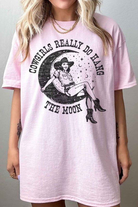 COWGIRLS HAND THE MOON OVERSIZED TEE - lolaluxeshop