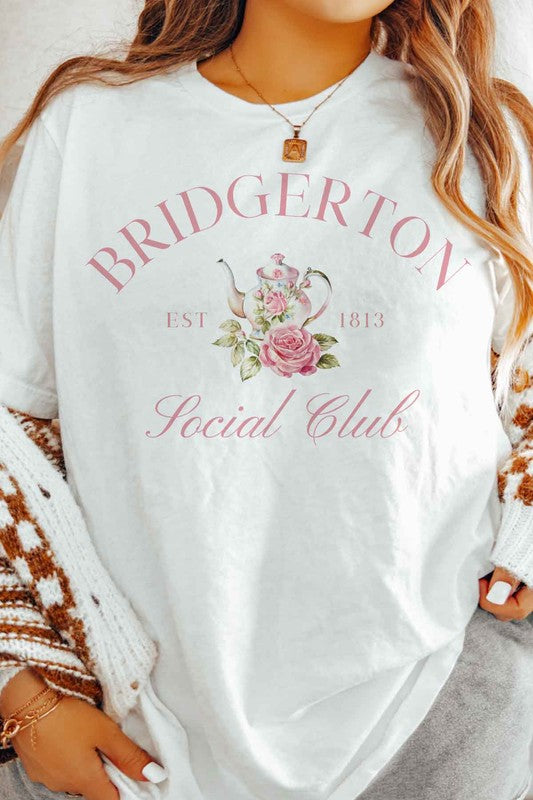 BRIDGERTON SOCIAL CLUB GRAPHIC TEE