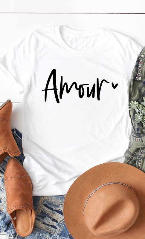 Amour Valentines Graphic Tee PLUS - lolaluxeshop