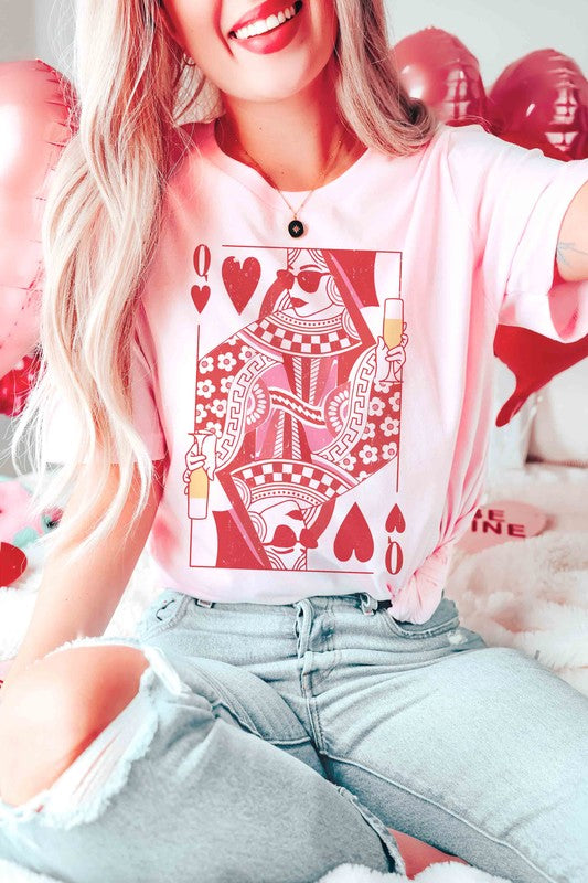 CHAMPAGNE QUEEN OF HEARTS Graphic T-Shirt - lolaluxeshop