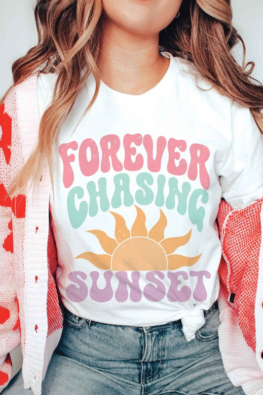 FOREVER CHASING SUNET Graphic Tee - lolaluxeshop