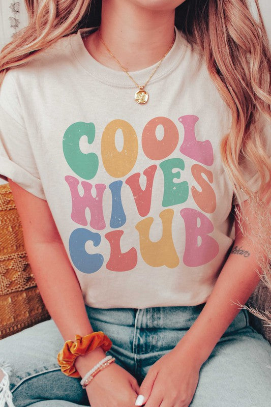 PLUS SIZE - COOL WIVES CLUB Graphic T-Shirt - lolaluxeshop