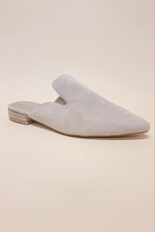 GEM-39 - POINTED TOE SLIP ON MULE FLATS - lolaluxeshop