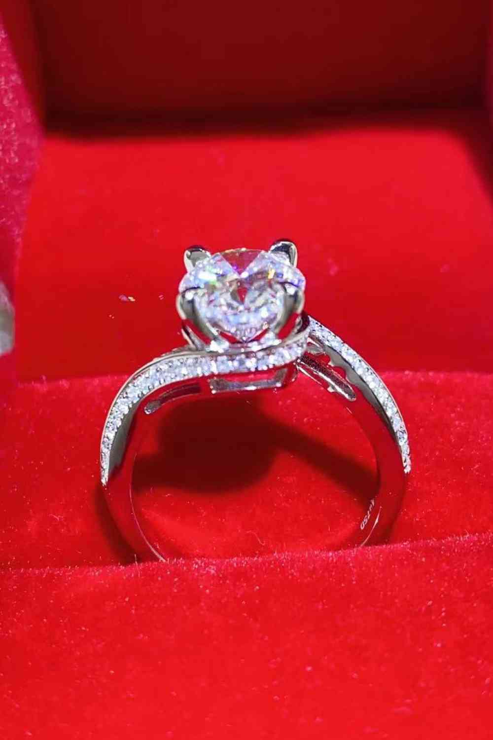 3 Carat Moissanite Side Stone Ring - lolaluxeshop