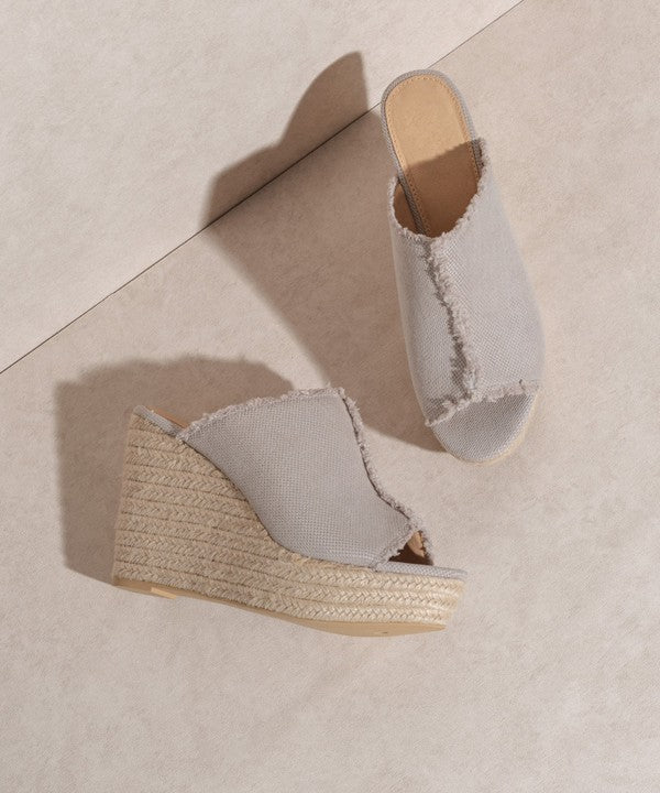 OASIS SOCIETY Bliss   Distressed Linen Wedge - LOLA LUXE