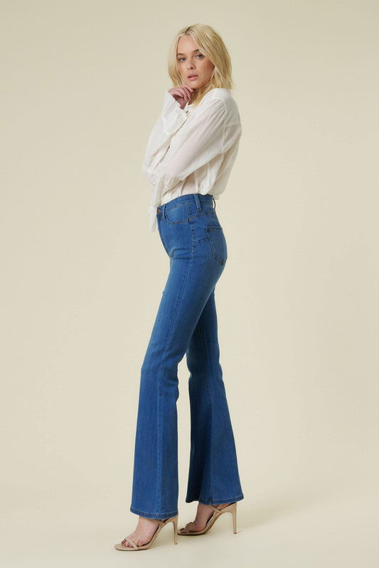 Curvy Flare Jeans - LOLA LUXE