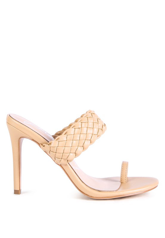 HIGH PERKS WOVEN STRAP TOE RING SANDALS - lolaluxeshop