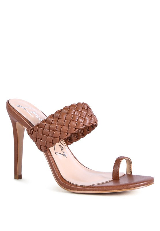 HIGH PERKS WOVEN STRAP TOE RING SANDALS - lolaluxeshop