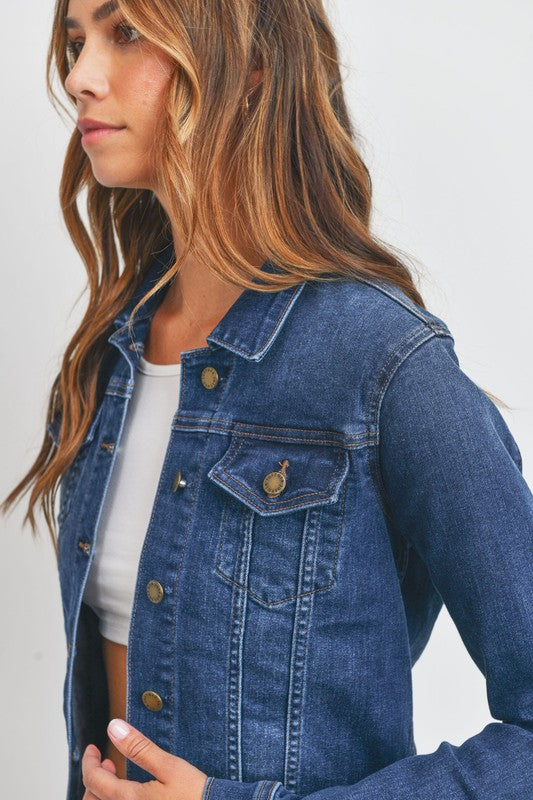 THE CLASSIC FIT DENIM JACKET - LOLA LUXE