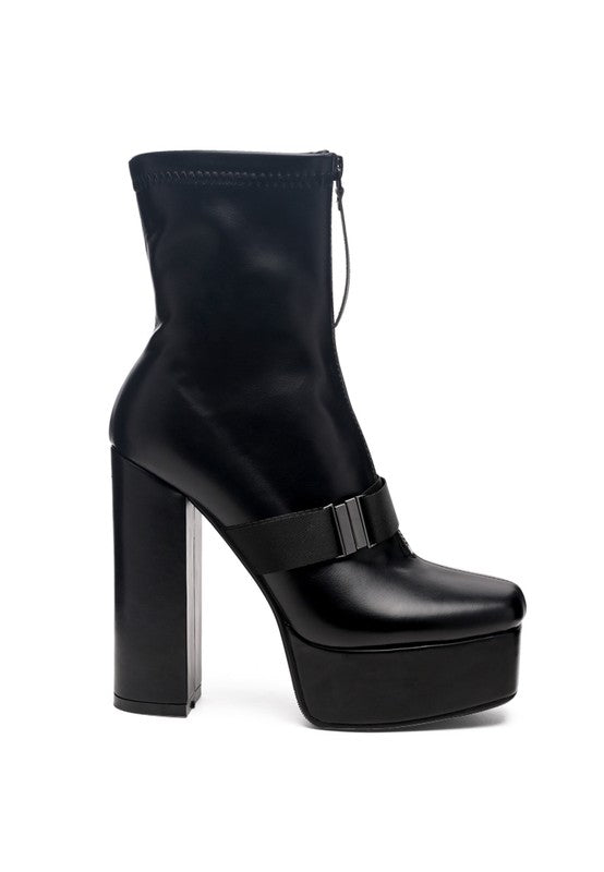 BOOMER CHUNKY HIGH BLOCK HEEL BOOTS - lolaluxeshop