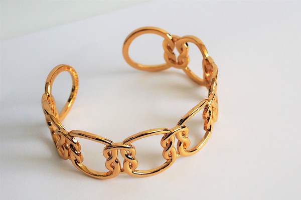 Love Knot Bracelet - LOLA LUXE