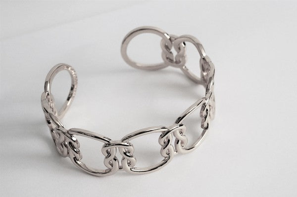 Love Knot Bracelet - LOLA LUXE