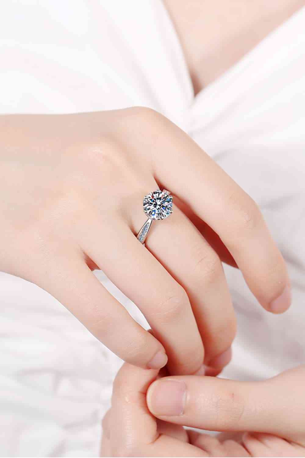 3 Carat Moissanite Rhodium-Plated Side Stone Ring - lolaluxeshop