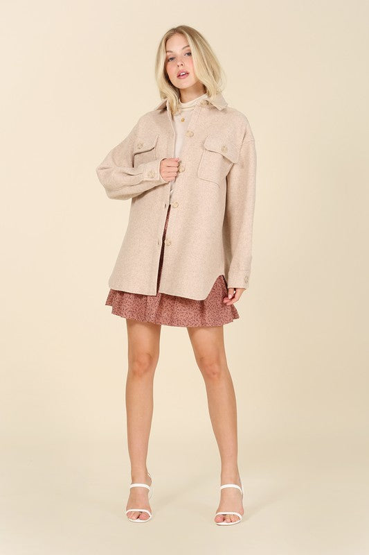 Light beige shacket with pockets - LOLA LUXE