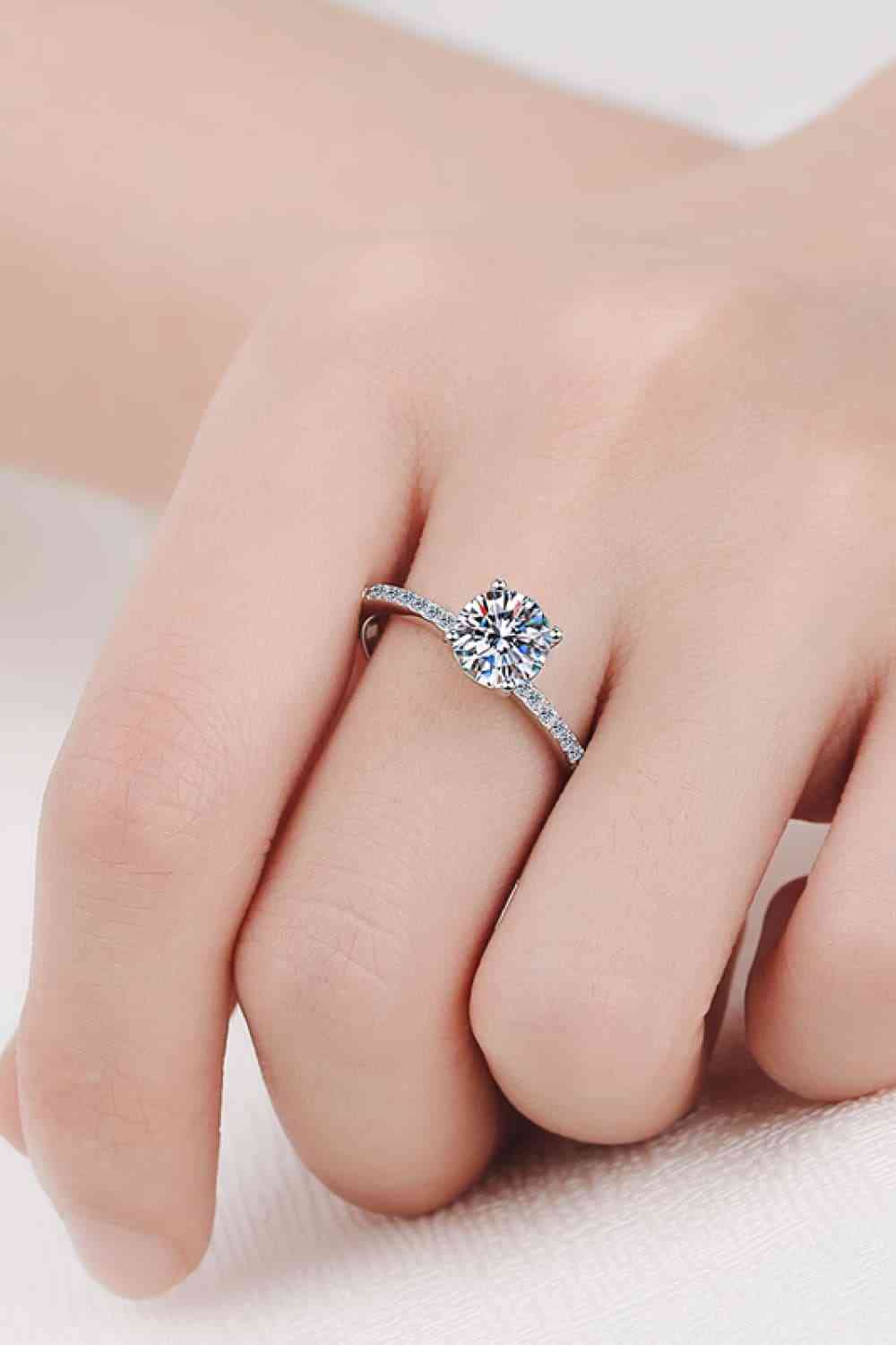 1 Carat Moissanite Rhodium-Plated Side Stone Ring - lolaluxeshop