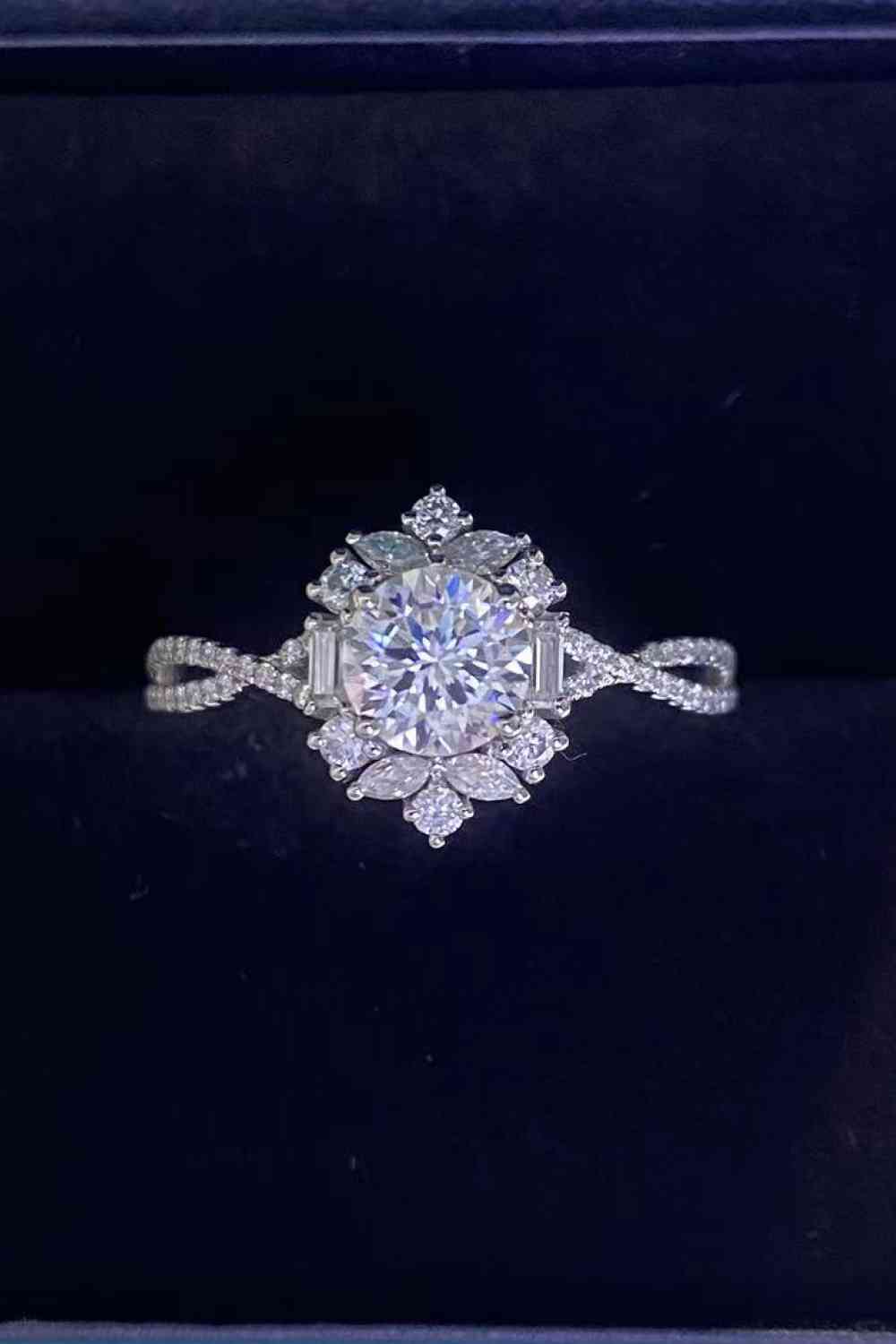 Floral 2 Carat Moissanite Crisscross Ring - lolaluxeshop