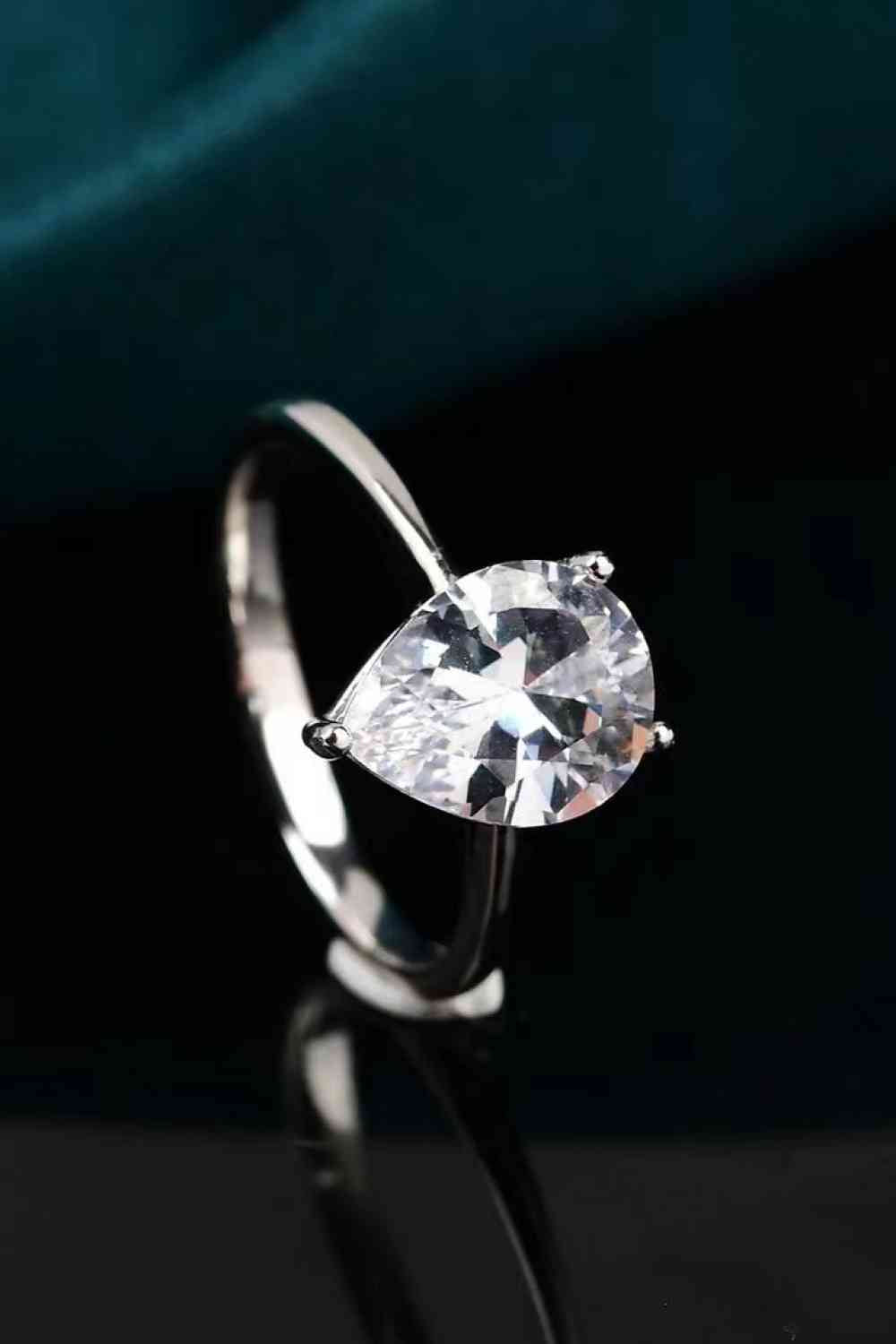 Classic Teardrop 2 Carat Moissanite Ring - lolaluxeshop