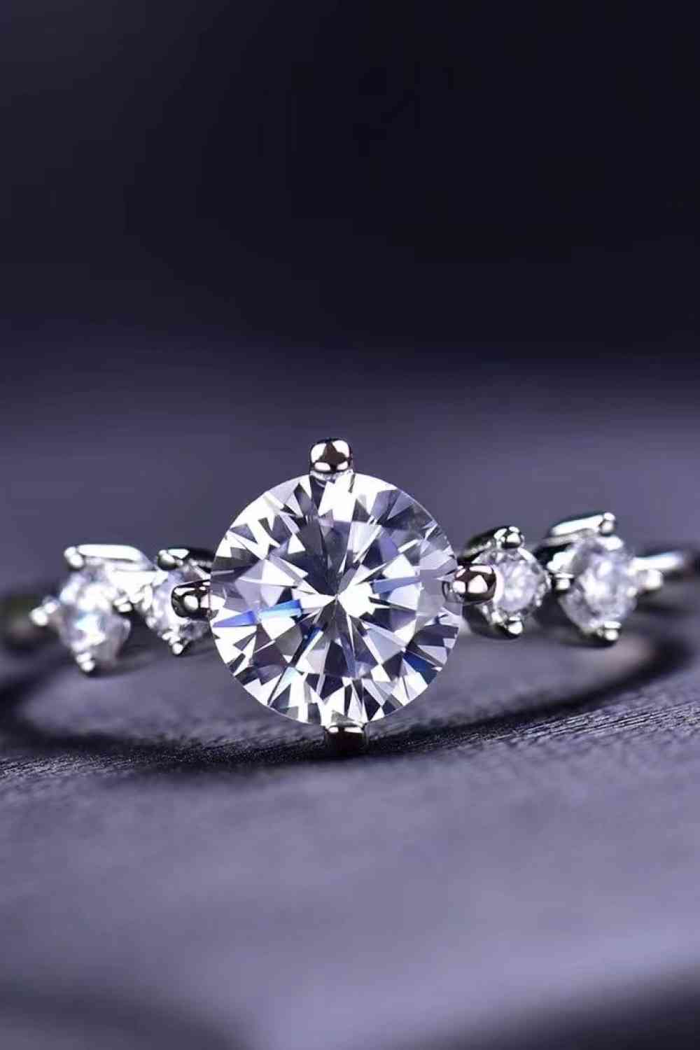 Something To See 1 Carat Moissanite Ring - lolaluxeshop