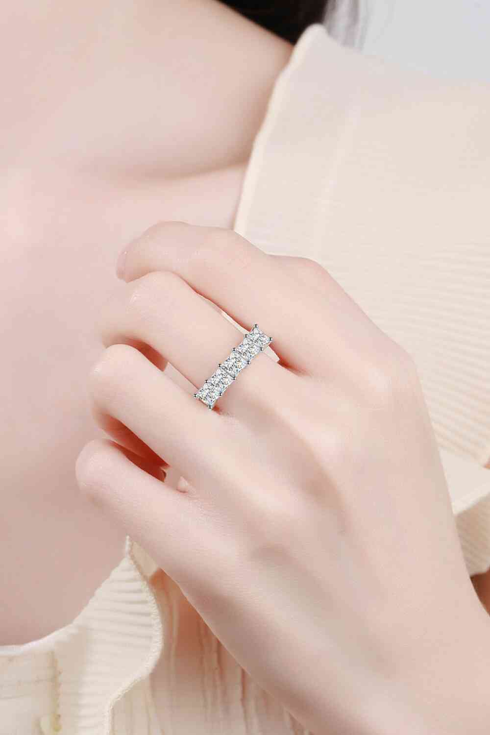 Romantic Surprise 2 Carat Moissanite Rhodium-Plated Ring - lolaluxeshop