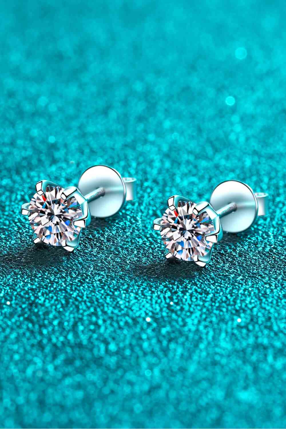 Inlaid Moissanite Stud Earrings - lolaluxeshop