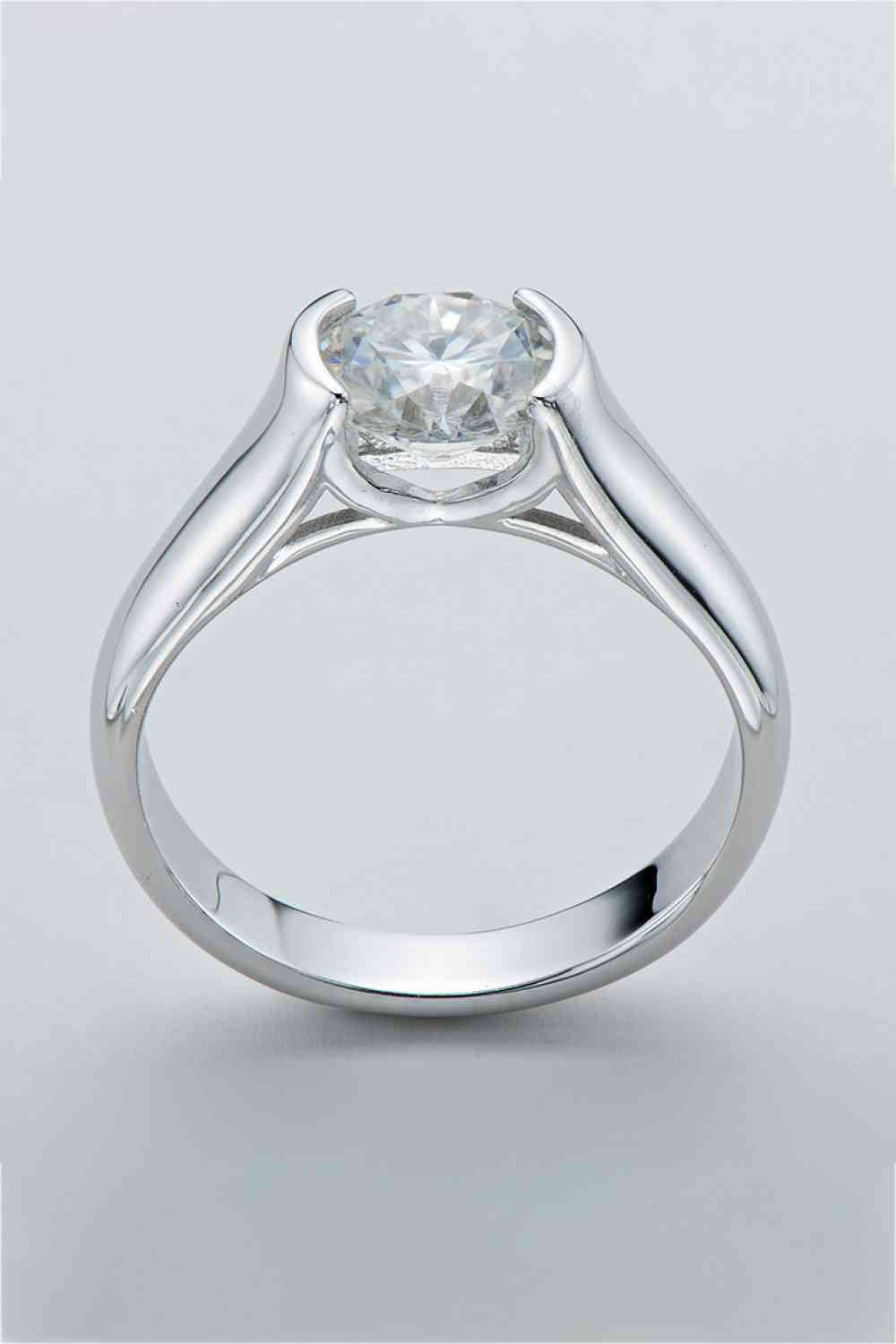 Looking Good 2 Carat Moissanite Platinum-Plated Ring - lolaluxeshop