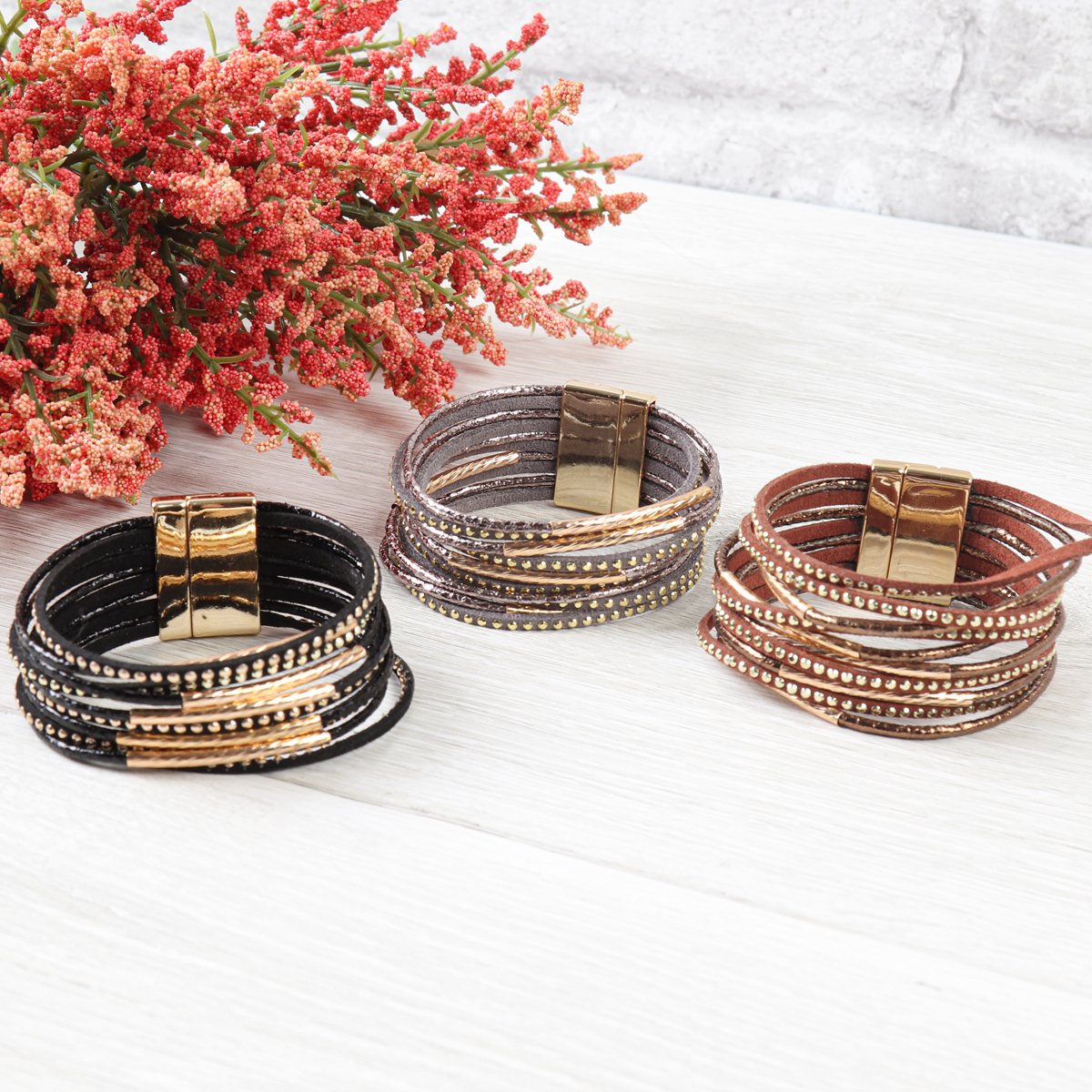 Hdb3067 - Multiline Leather Magnetic Bracelet - LOLA LUXE