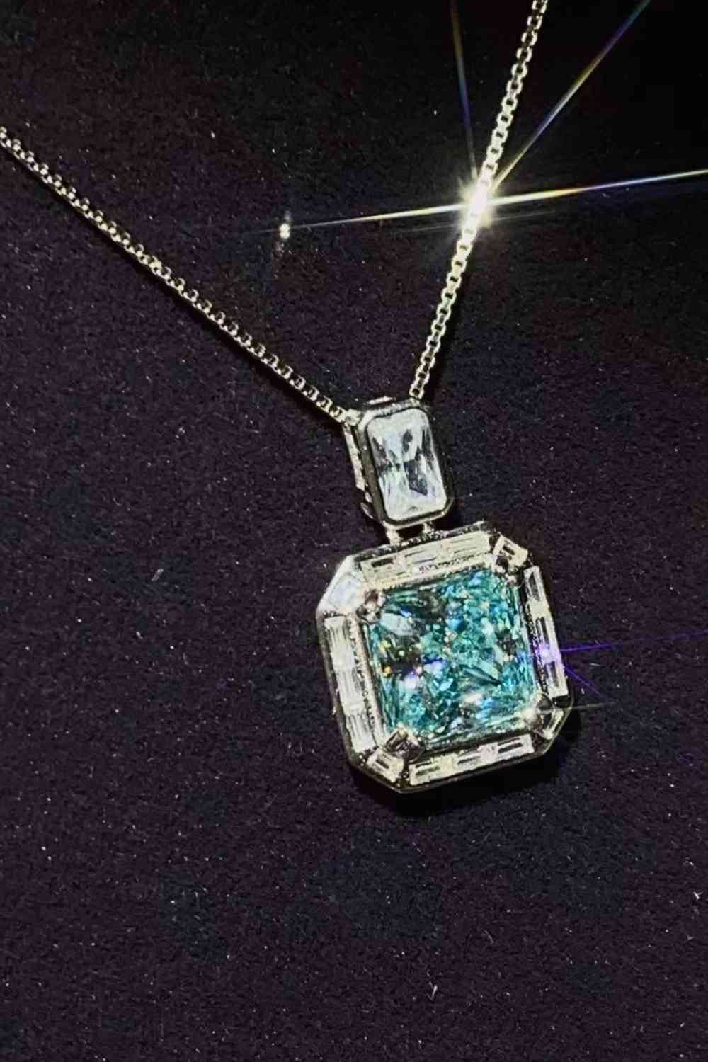 2 Carat Moissanite Square Pendant Necklace - lolaluxeshop