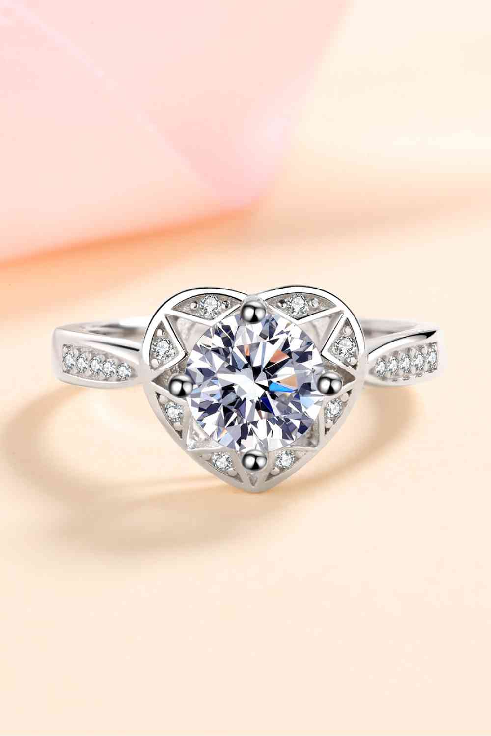 Moissanite Heart Ring - lolaluxeshop